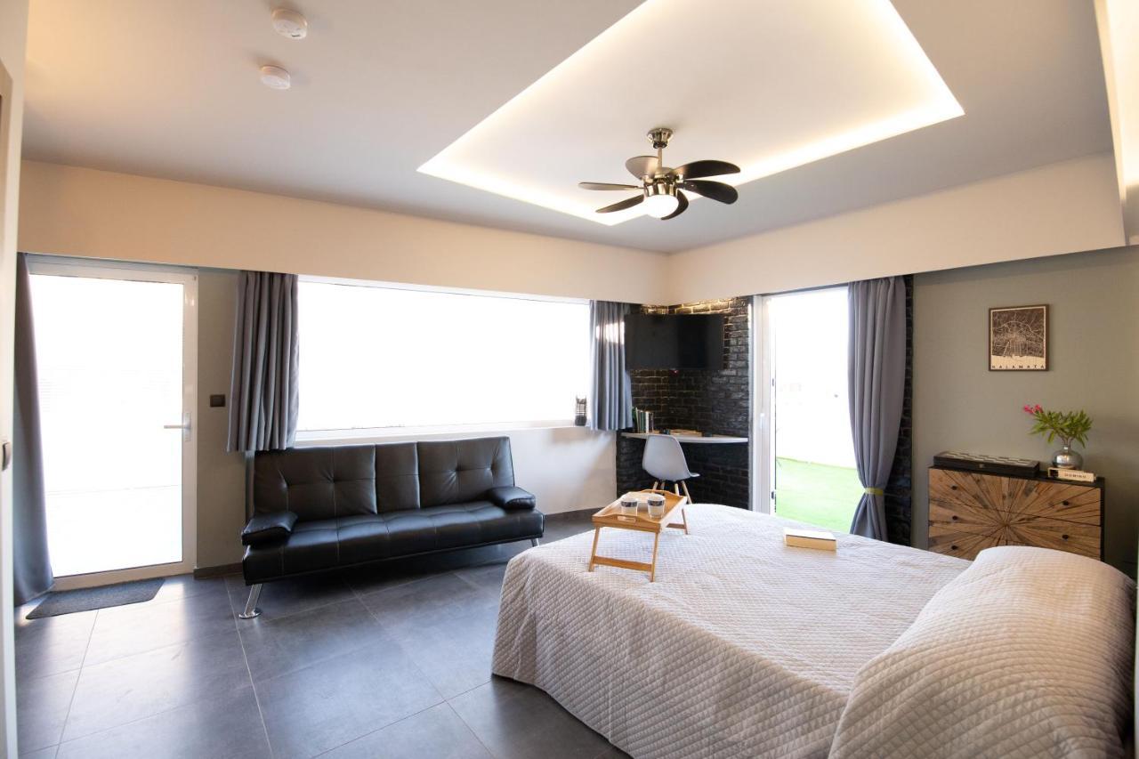 Tiny Central Penthouse, Big Terrace Kalamata Exterior foto